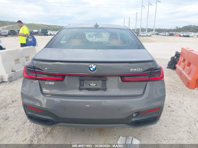WBA7T4C02NCK43028 BMW 740 I Xdrive