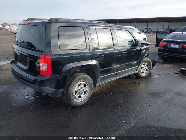 1C4NJRBB7HD122056 Jeep Patriot Sport 4x4