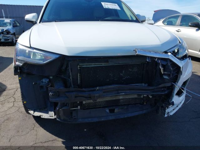 WA1AECF34K1075235 Audi Q3 2.0t Premium
