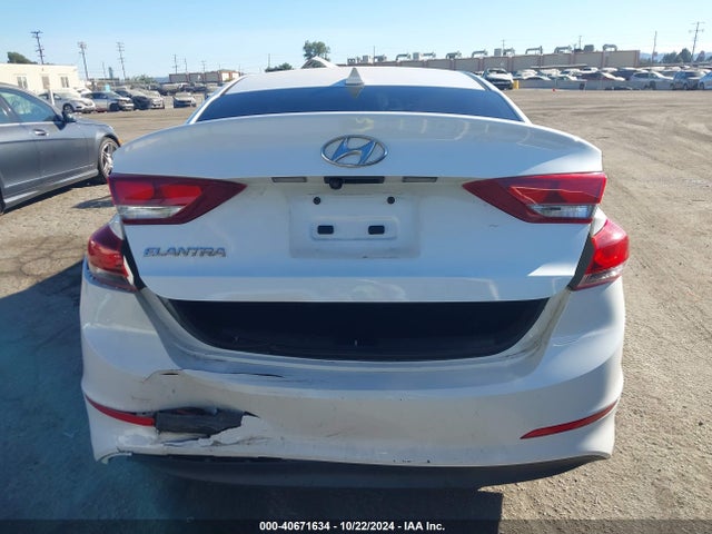 Hyundai ELANTRA SE 2017 5NPD84LF7HH031830 Image 16