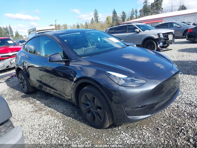 2024 TESLA MODEL Y 7SAYGDEE3RF178562 Photo 0