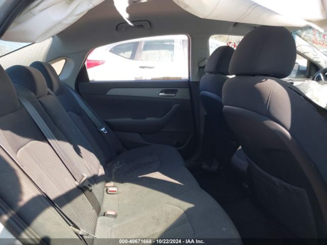 5NPE24AF0JH602282 Hyundai SONATA SE