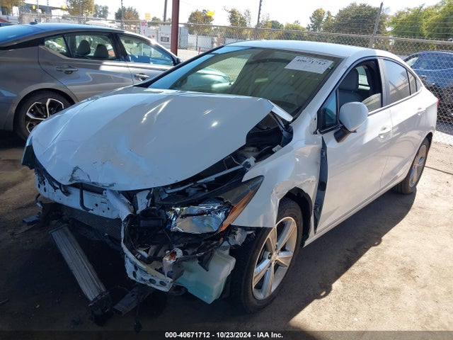 Chevrolet Cruze Ls Auto 2017 3G1BC5SM0HS561390 Image 2