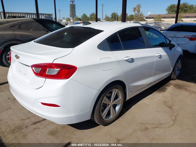 Chevrolet Cruze Ls Auto 2017 3G1BC5SM0HS561390 Image 4