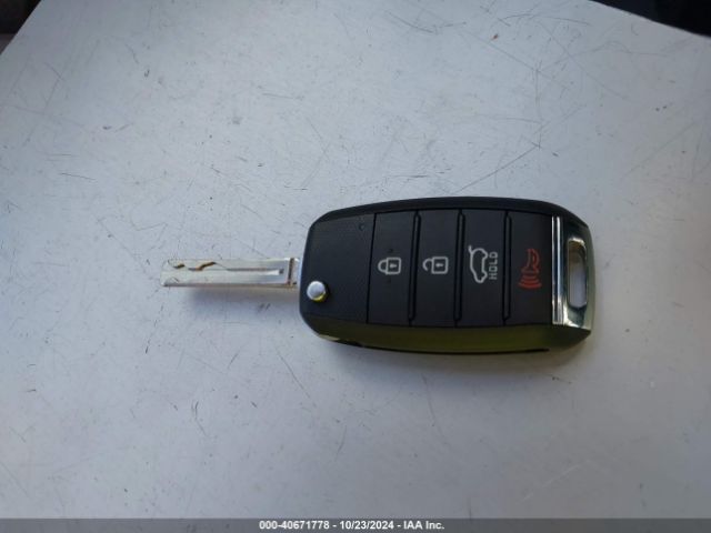 KNDP6CAC2L7697822 KIA SPORTAGE S