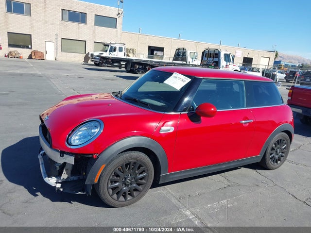 2018 MINI HARDTOP WMWXP5C52J3C65632 Photo 1