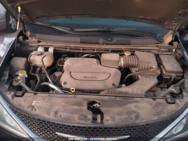 2C4RC1FG6KR575737 Chrysler Pacifica Touring Plus