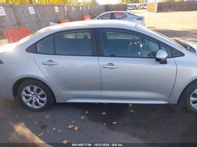 Toyota COROLLA LE 2021 5YFEPMAE8MP183923 Image 13