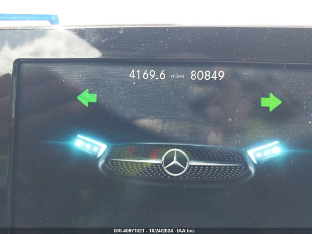 WDD3G4EB5KW026268 Mercedes-Benz A 220