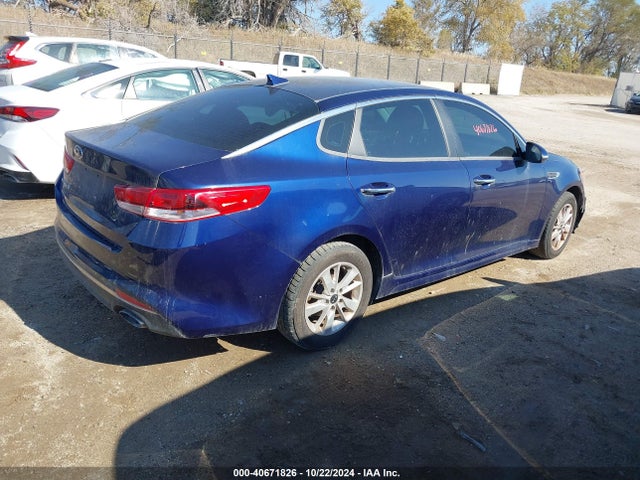 KIA Optima Lx 2017 5XXGT4L31HG168291 Image 4