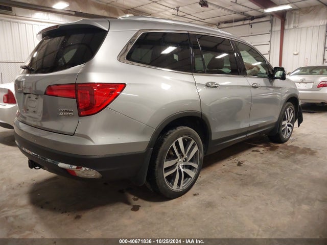 Honda Pilot Touring 2017 5FNYF6H95HB038926 Image 4