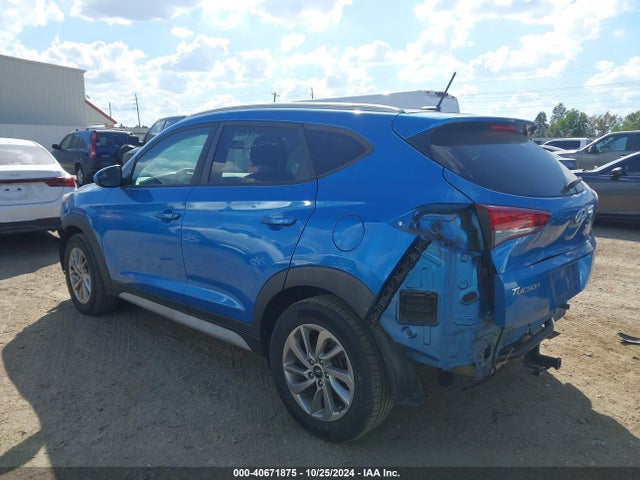 Hyundai TUCSON SE 2017 KM8J33A48HU587773 Image 3