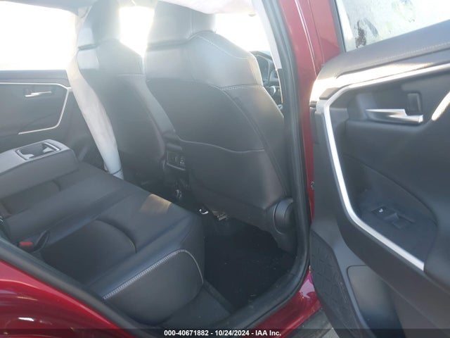JTMN1RFV9MD069407 Toyota Rav4 Limited