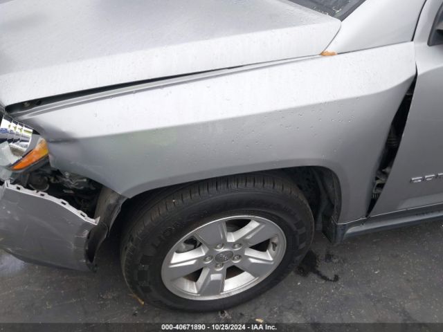 1C4NJCEA7FD158262 Jeep Compass Latitude