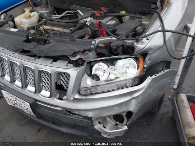 1C4NJCEA7FD158262 Jeep Compass Latitude
