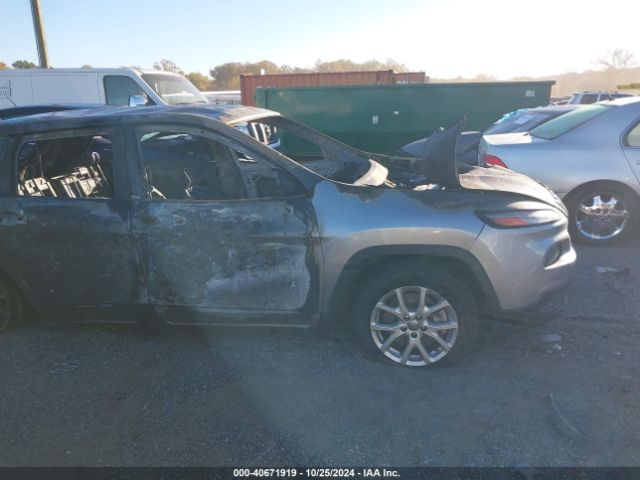 1C4PJLAB7HD232872 Jeep Cherokee Sport Fwd