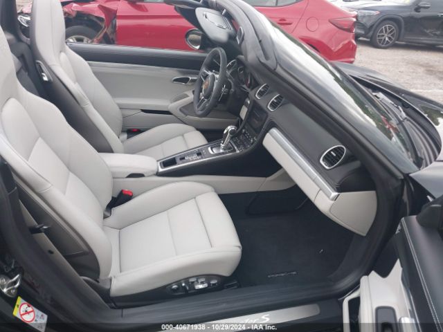 WP0CB2A81RK223463 Porsche 718 Boxster S