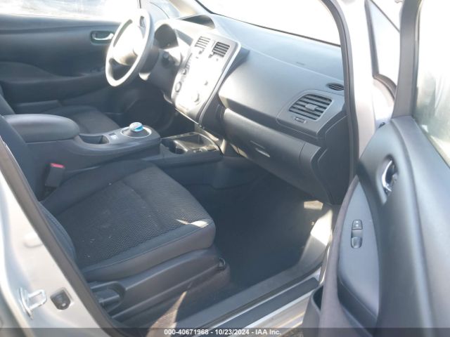 1N4AZ0CP3GC311262 Nissan LEAF S