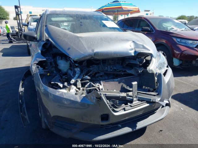 3N1CP5CU1JL519361 Nissan KICKS S