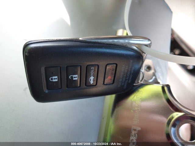 Lexus IS 200T 2017 JTHBA1D20H5051342 Image 11