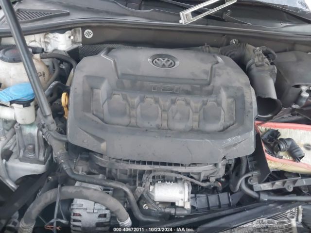 1VWBA7A33JC015421 Volkswagen Passat 2.0t Se