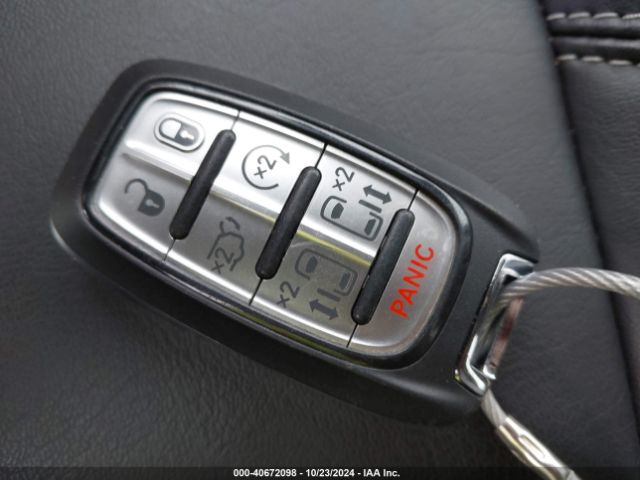 2C4RC1BG8PR620643 Chrysler Pacifica Touring L