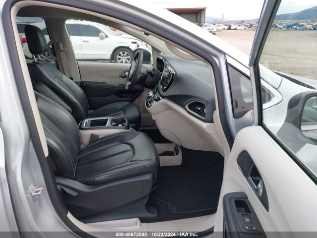 2C4RC1BG8PR620643 Chrysler Pacifica Touring L