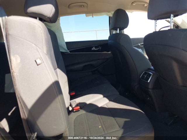 Aukcja sprzedaży 2019 Kia Sorento 2.4l L, vin: 5XYPG4A30KG507083, numer aukcji: 40672116