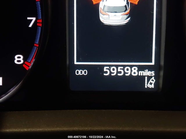 Toyota RAV4 LE 2017 2T3ZFREVXHW372113 Image 16