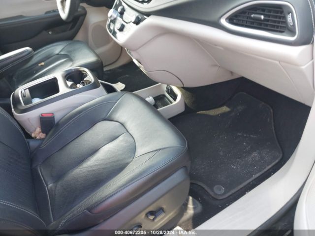 2C4RC1L79NR143698 Chrysler Pacifica Hybrid Touring L