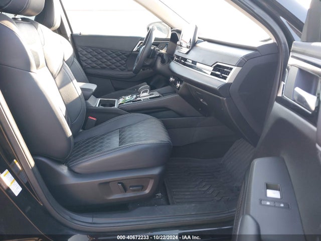 2023 MITSUBISHI OUTLANDER JA4J4VA84PZ031326 Photo 4