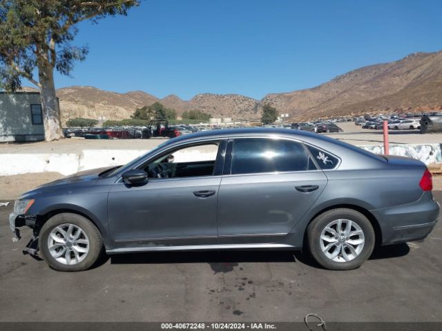 1VWAT7A36GC057760 Volkswagen Passat 1.8t S