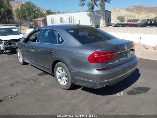 1VWAT7A36GC057760 Volkswagen Passat 1.8t S