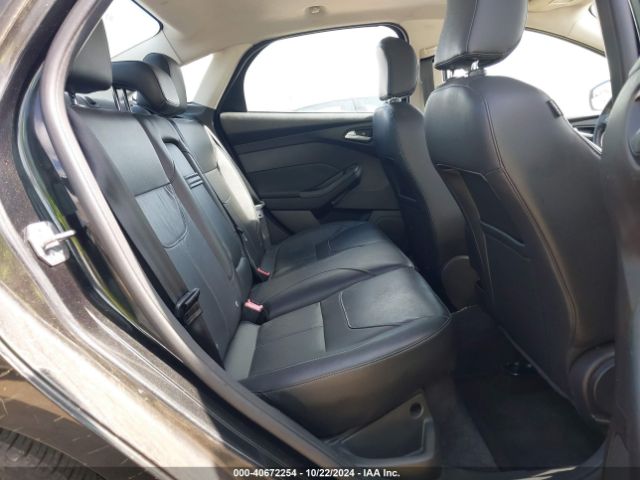 1FADP3F29FL274804 Ford FOCUS SE