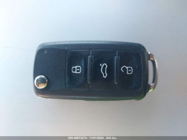 3VWPX7AJ7EM617908 Volkswagen Jetta Sportwagen 2.5l S