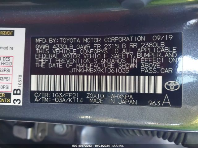 JTNKHMBX9K1061035 Toyota C-HR XLE