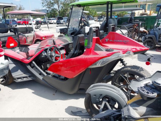 2015 POLARIS SLINGSHOT 57XAAPFA8F5102918 Photo 2