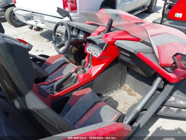 2015 POLARIS SLINGSHOT 57XAAPFA8F5102918 Photo 7