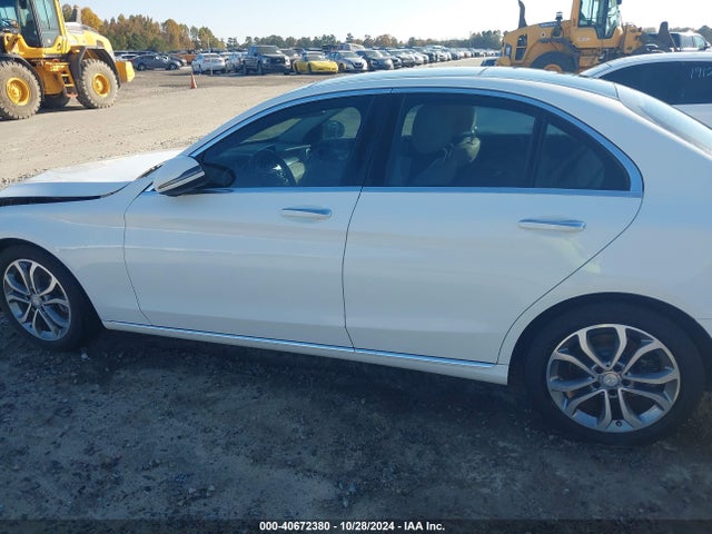 WDDWF4JB1HR257469 Mercedes-Benz C 300 Luxury/sport