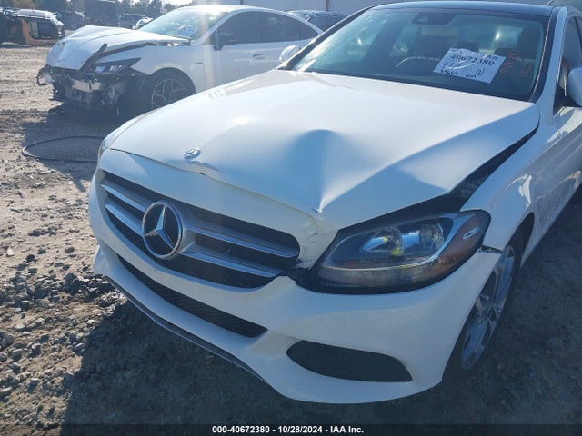 WDDWF4JB1HR257469 Mercedes-Benz C 300 Luxury/sport
