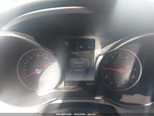 WDDWF4JB1HR257469 Mercedes-Benz C 300 Luxury/sport