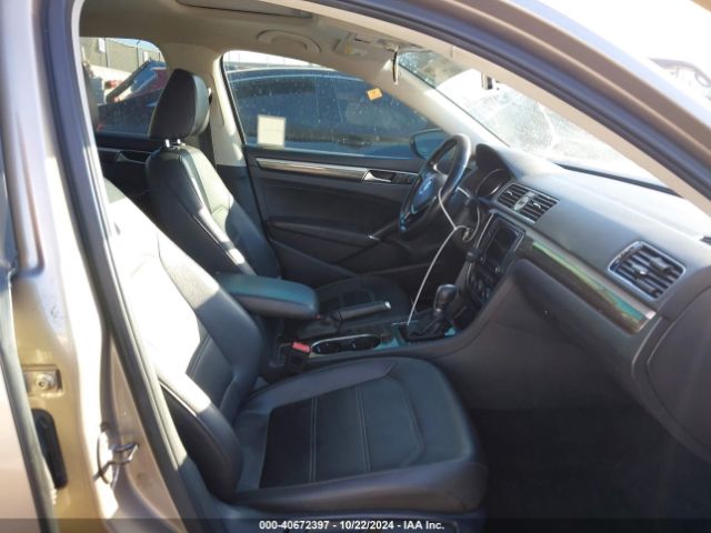1VWBT7A35GC044485 Volkswagen Passat 1.8t Se