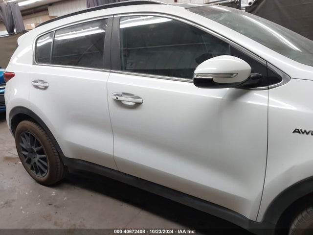 KIA Sportage Ex 2018 KNDPNCAC3J7329679 Image 13