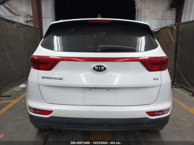 KIA Sportage Ex 2018 KNDPNCAC3J7329679 Image 16