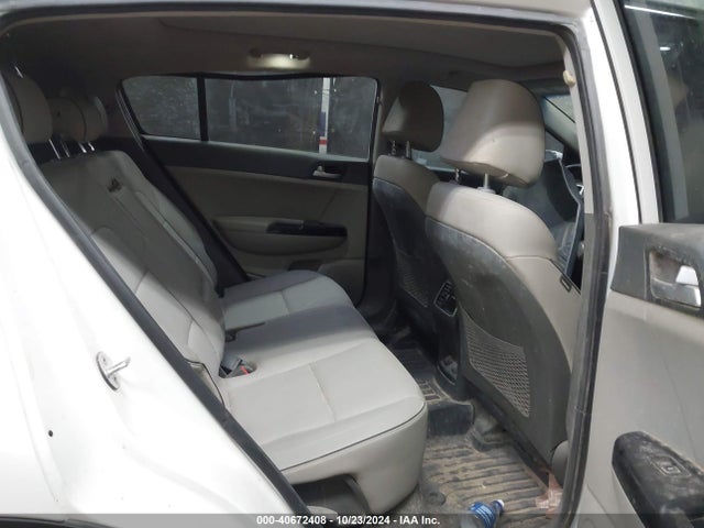KIA Sportage Ex 2018 KNDPNCAC3J7329679 Image 8