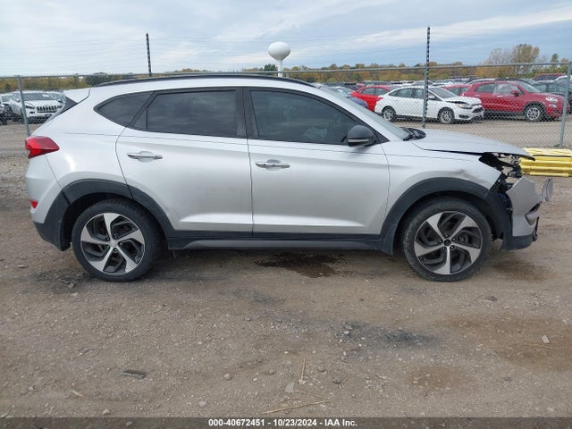 Hyundai Tucson Limited 2016 KM8J33A27GU209618 Image 14