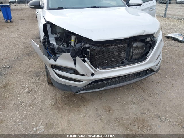 Hyundai Tucson Limited 2016 KM8J33A27GU209618 Image 6