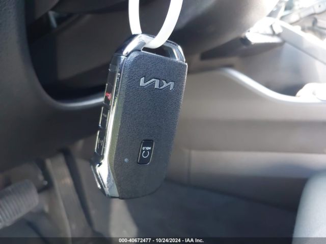 5XXG14J29PG214240 KIA K5 LXS