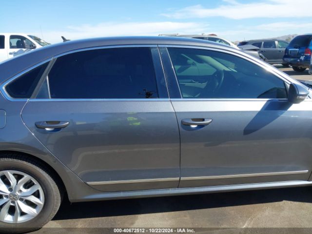 1VWAS7A30GC018570 Volkswagen Passat 1.8t S