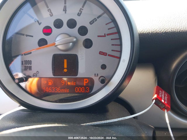 2009 MINI COOPER WMWMF335X9TW78353 Photo 6